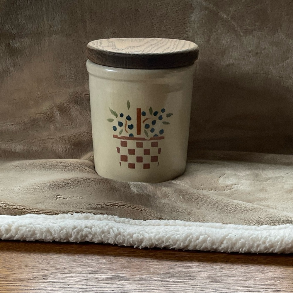 Vintage Robinson Ransbottom Ceramic Jar with Wooden Lid